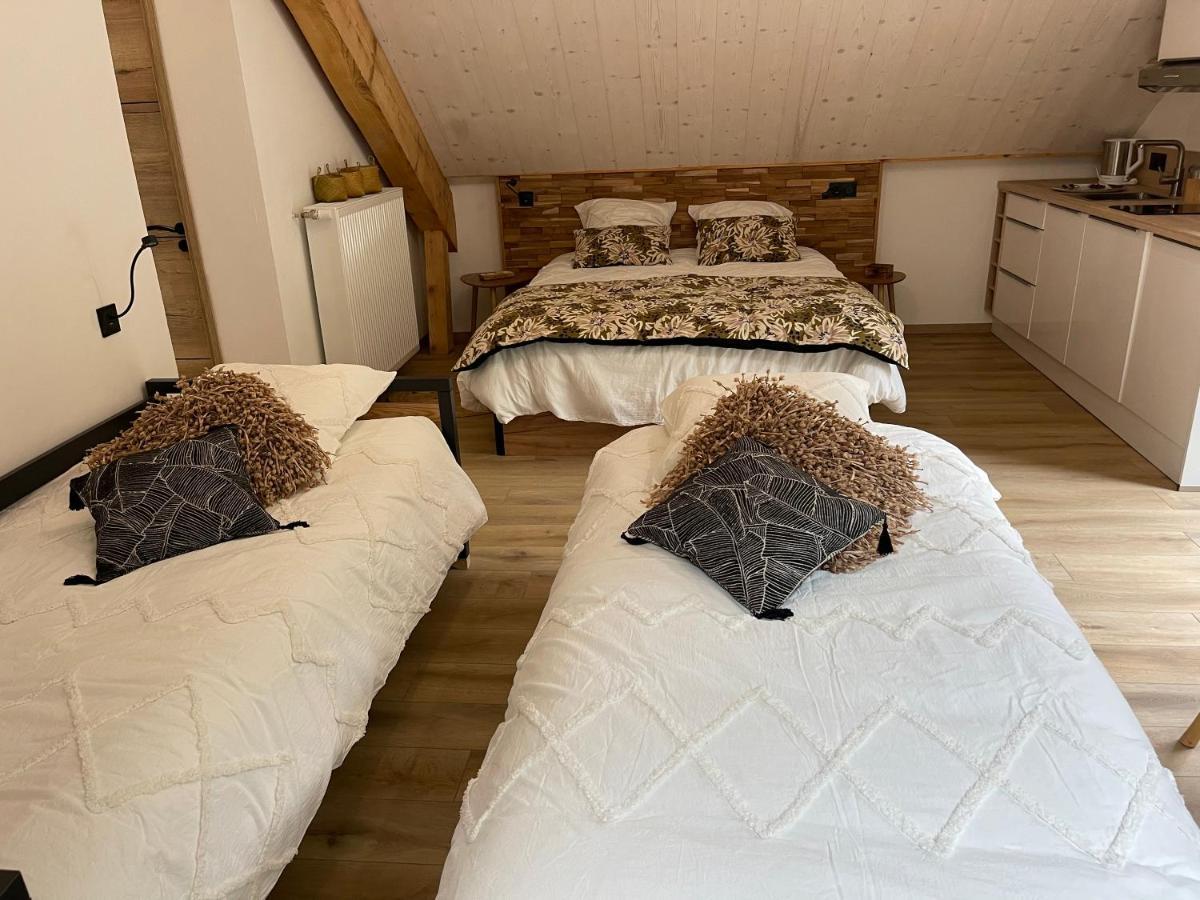 Chambres D'Hotes Les Chambres D'Elsa Albiez-Montrond Exteriér fotografie