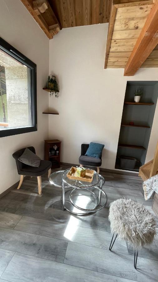 Chambres D'Hotes Les Chambres D'Elsa Albiez-Montrond Exteriér fotografie